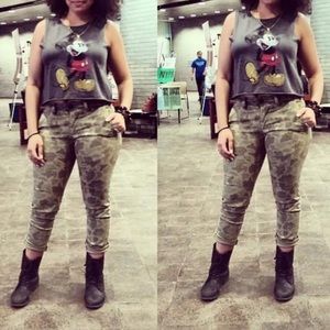 Limited Edition Mickey Mouse Crop Top Muscle T